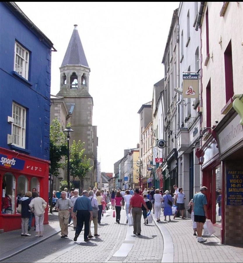 Apartment In The Heart Of Wexford Town Exterior foto
