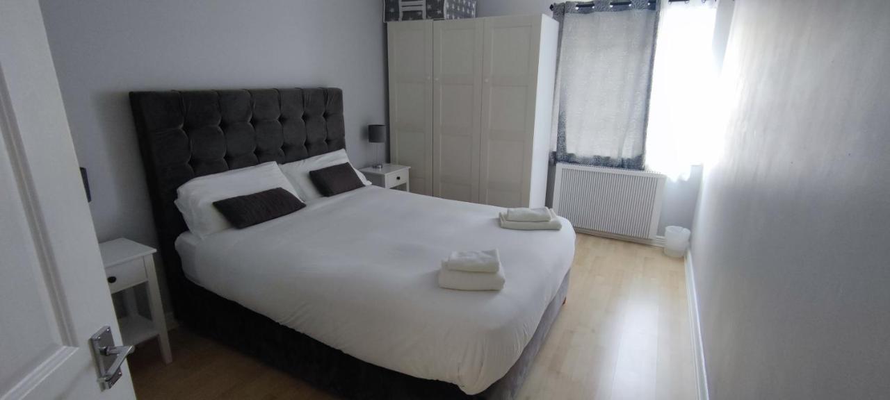 Apartment In The Heart Of Wexford Town Exterior foto